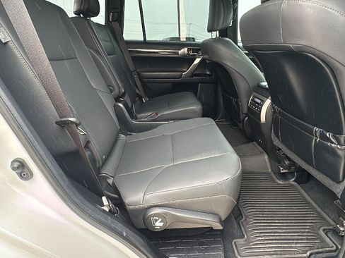 Used 2023 Lexus GX 460 Premium image 27