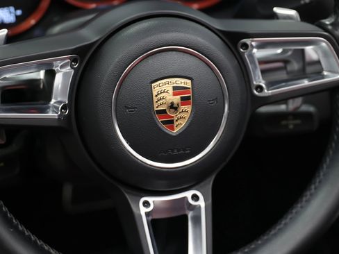 Used 2017 Porsche 718 Boxster S image 20