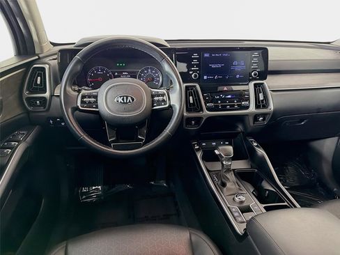 Certified 2021 Kia Sorento EX FWD image 22
