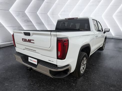 Used 2025 GMC Sierra 1500 SLT image 4