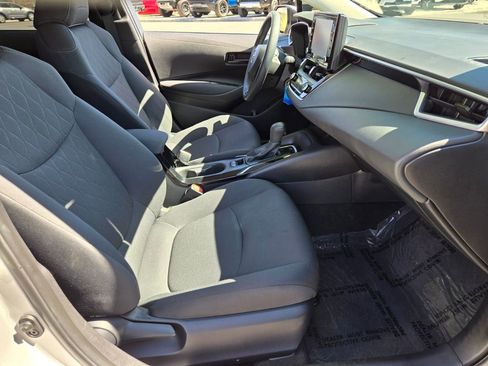Used 2022 Toyota Corolla LE FWD image 20
