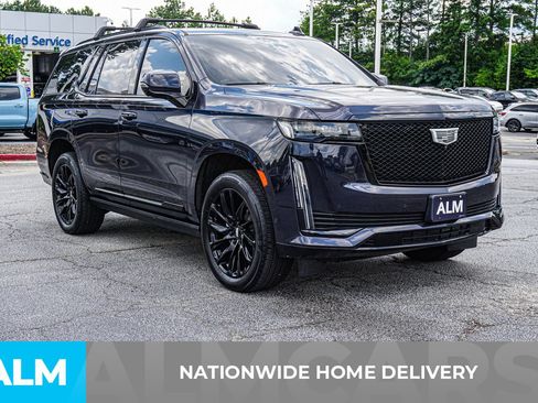 Used 2023 Cadillac Escalade Sport Platinum w/ LPO, ONYX Package AWD/4WD image 5