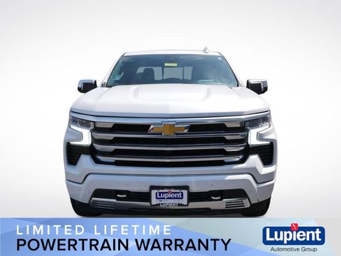Used 2024 Chevrolet Silverado 1500 High Country w/ Technology Package AWD/4WD image 13