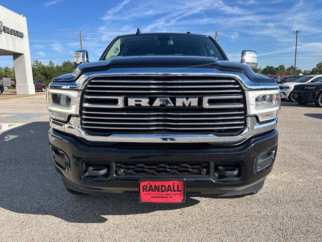 Used 2023 RAM 2500 Laramie AWD/4WD image 2