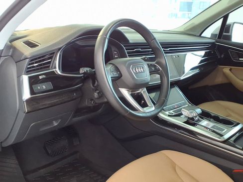 Used 2023 Audi Q7 2.0T Premium Plus w/ Premium Plus Package AWD/4WD image 9