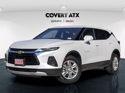 Used 2020 Chevrolet Blazer LT image 2