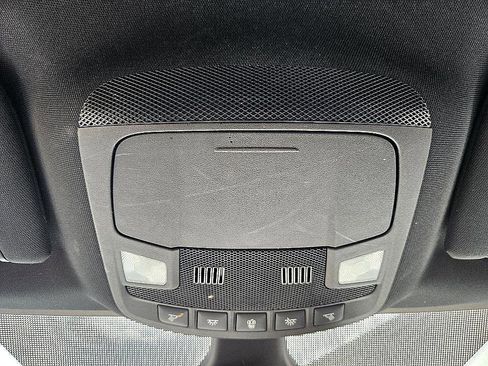 Used 2022 Ford Edge ST-Line image 21