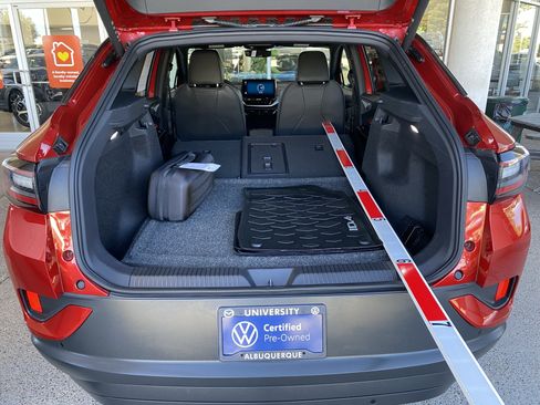 Certified 2023 Volkswagen ID.4 Pro S AWD/4WD image 21