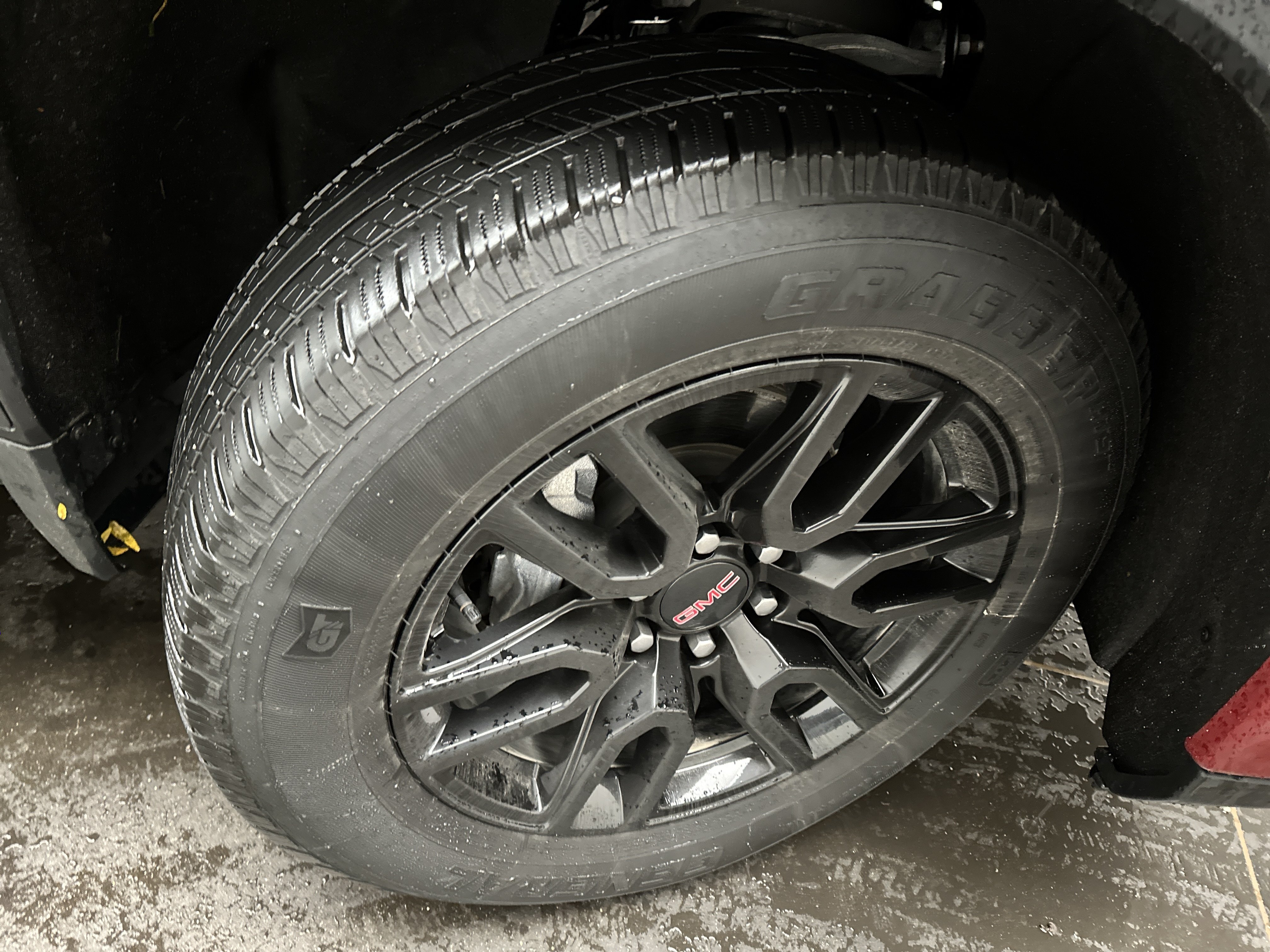 Used 2023 GMC Sierra 1500 Elevation AWD/4WD image 11