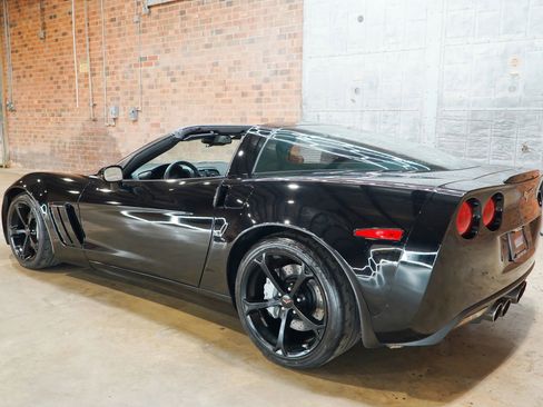 Used 2013 Chevrolet Corvette Grand Sport RWD image 35