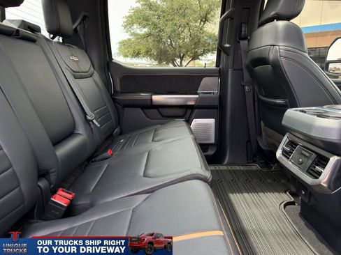 Used 2023 Ford F350 Platinum image 29