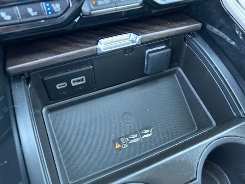 Certified 2024 GMC Yukon XL Denali RWD image 23