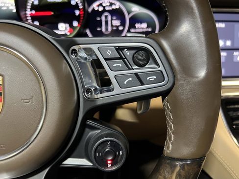 Used 2020 Porsche Panamera Turbo image 23