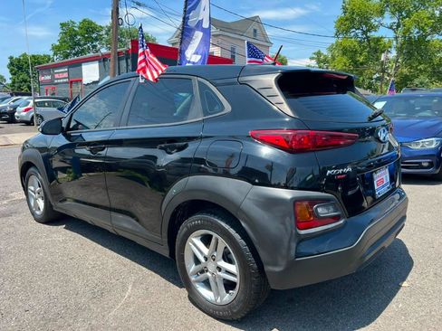 Used 2021 Hyundai Kona SE FWD image 7