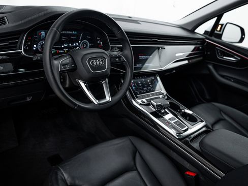 Certified 2023 Audi Q7 2.0T Premium Plus w/ Towing Package AWD/4WD image 8