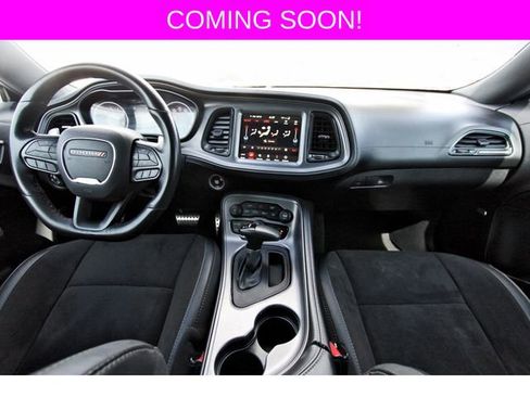 Used 2023 Dodge Challenger R/T w/ Plus Package image 10