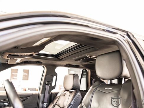 Used 2016 Cadillac Escalade Platinum AWD/4WD image 20