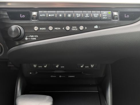 Certified 2020 Lexus ES 350 w/ Premium Package FWD image 20
