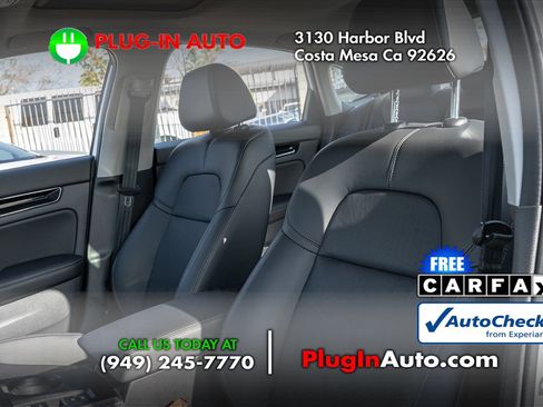 Used 2023 Honda Civic Touring image 6