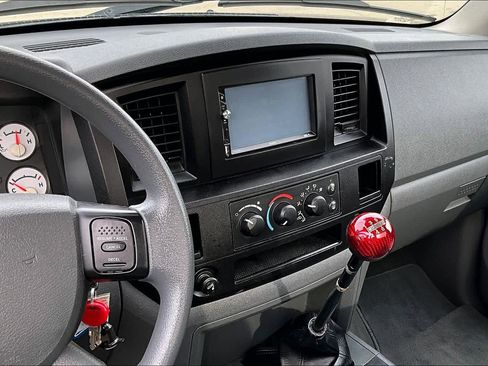Used 2008 Dodge Ram 1500 Truck ST RWD image 5