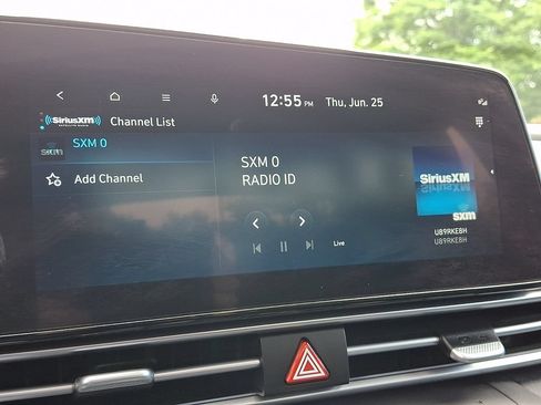 Used 2023 Hyundai Elantra Limited FWD image 19