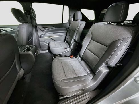 New 2026 Chevrolet Traverse LT w/ Midnight/Sport Edition FWD image 23