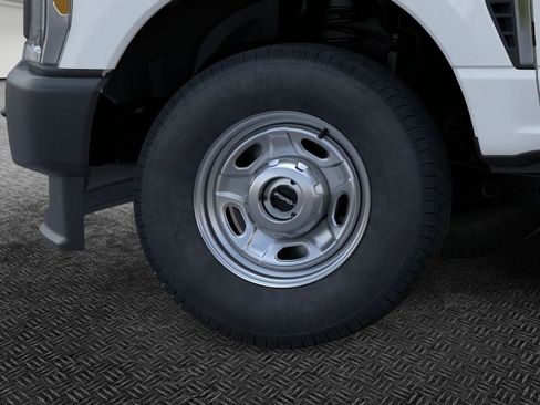 New 2026 Ford F350 XLT AWD/4WD image 19
