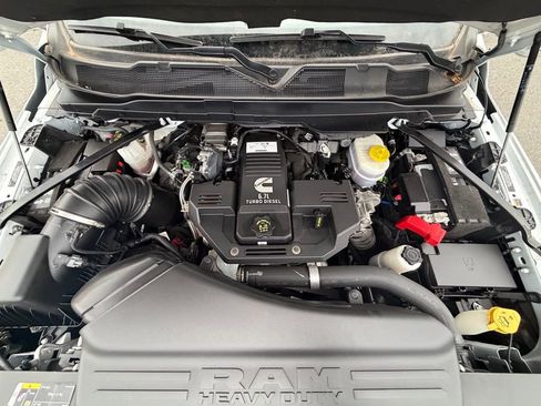 Certified 2024 RAM 3500 Big Horn image 19