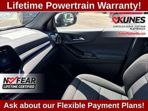 Used 2026 Chevrolet Equinox LT AWD/4WD image 27