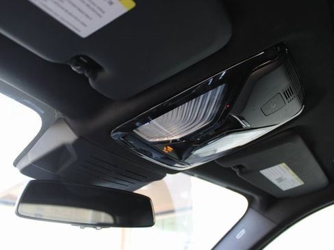 Used 2025 BMW X5 xDrive50e image 27