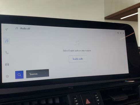 Used 2025 Lexus ES 350 w/ Premium Package image 25