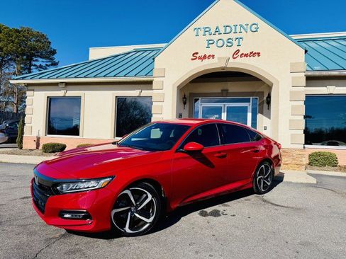 Used 2018 Honda Accord Sport image 3