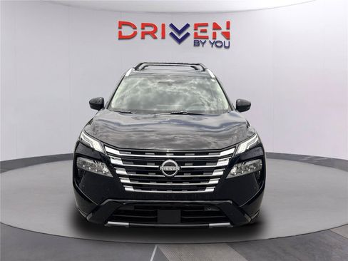 Used 2026 Nissan Rogue Platinum w/ Platinum Premium Package AWD/4WD image 9