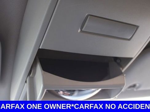 Used 2019 Dodge Grand Caravan SE w/ UConnect Hands-Free Group image 38