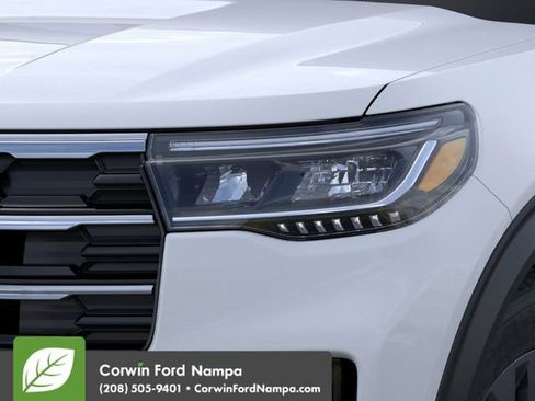 New 2026 Ford Explorer Active AWD/4WD image 18