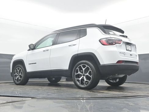 New 2026 Jeep Compass Limited image 48