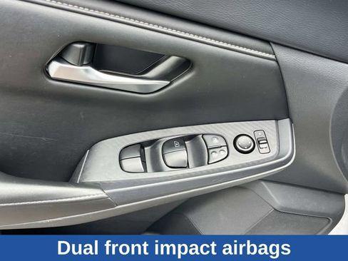 Used 2023 Nissan Sentra SV FWD image 29