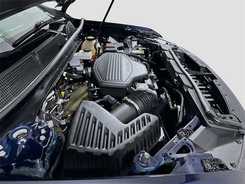 Used 2022 GMC Acadia AT4 w/ Technology Package image 28