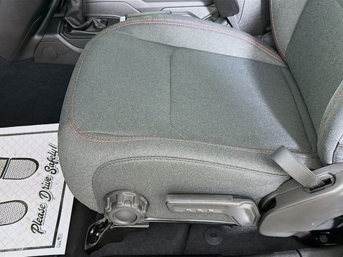 New 2025 Jeep Wrangler Unlimited Rubicon w/ Convenience Group AWD/4WD image 18