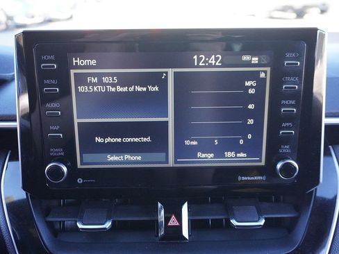 Used 2021 Toyota Corolla SE image 38