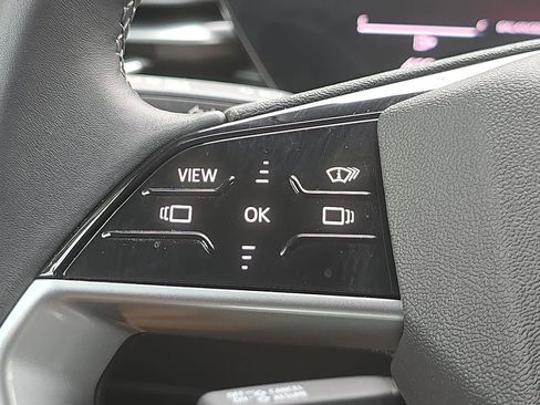 Used 2025 Audi Q5 Premium Plus w/ Premium Plus AWD/4WD image 17