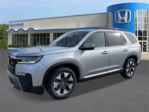 New 2026 Honda Pilot Touring image 1