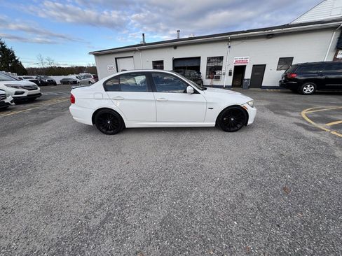 Used 2011 BMW 335i Sedan image 7