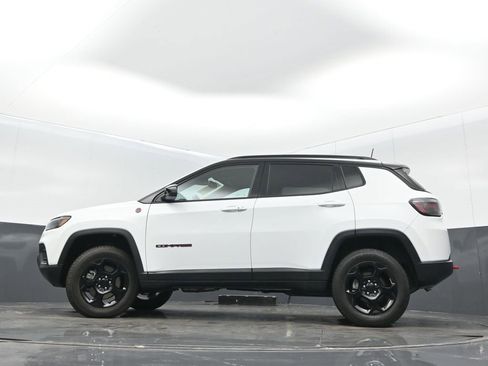 Certified 2023 Jeep Compass Trailhawk w/ Trailhawk Elite Group image 34
