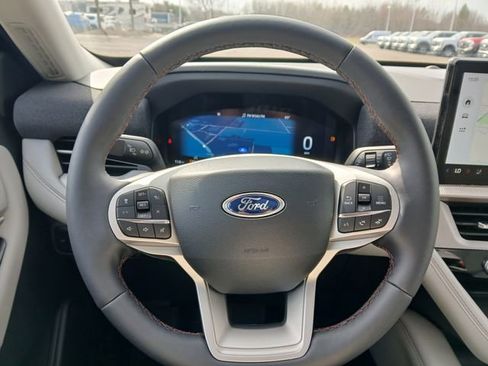New 2026 Ford Explorer Active AWD/4WD image 14