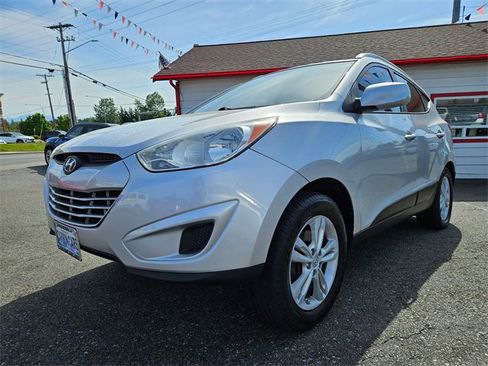 Used 2011 Hyundai Tucson GLS image 3
