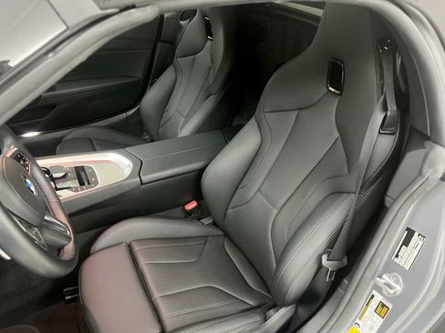 Used 2023 BMW Z4 M40i w/ Premium Package RWD image 19