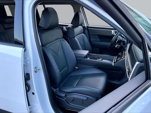 Used 2025 Hyundai Santa Fe XRT AWD/4WD image 9