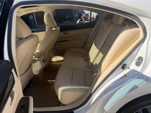 Used 2015 Lexus ES 350 350 image 29