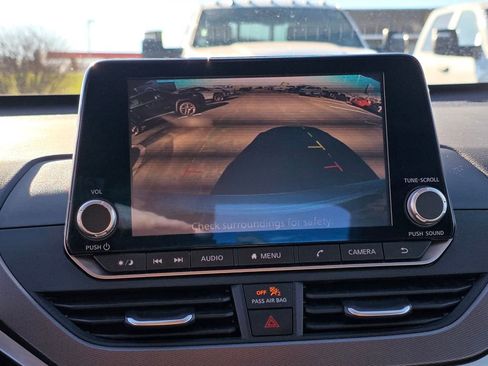 Used 2024 Nissan Altima 2.5 SR image 22